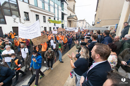 Manifestation chasses traditionnelles à Mont-de-Marsan