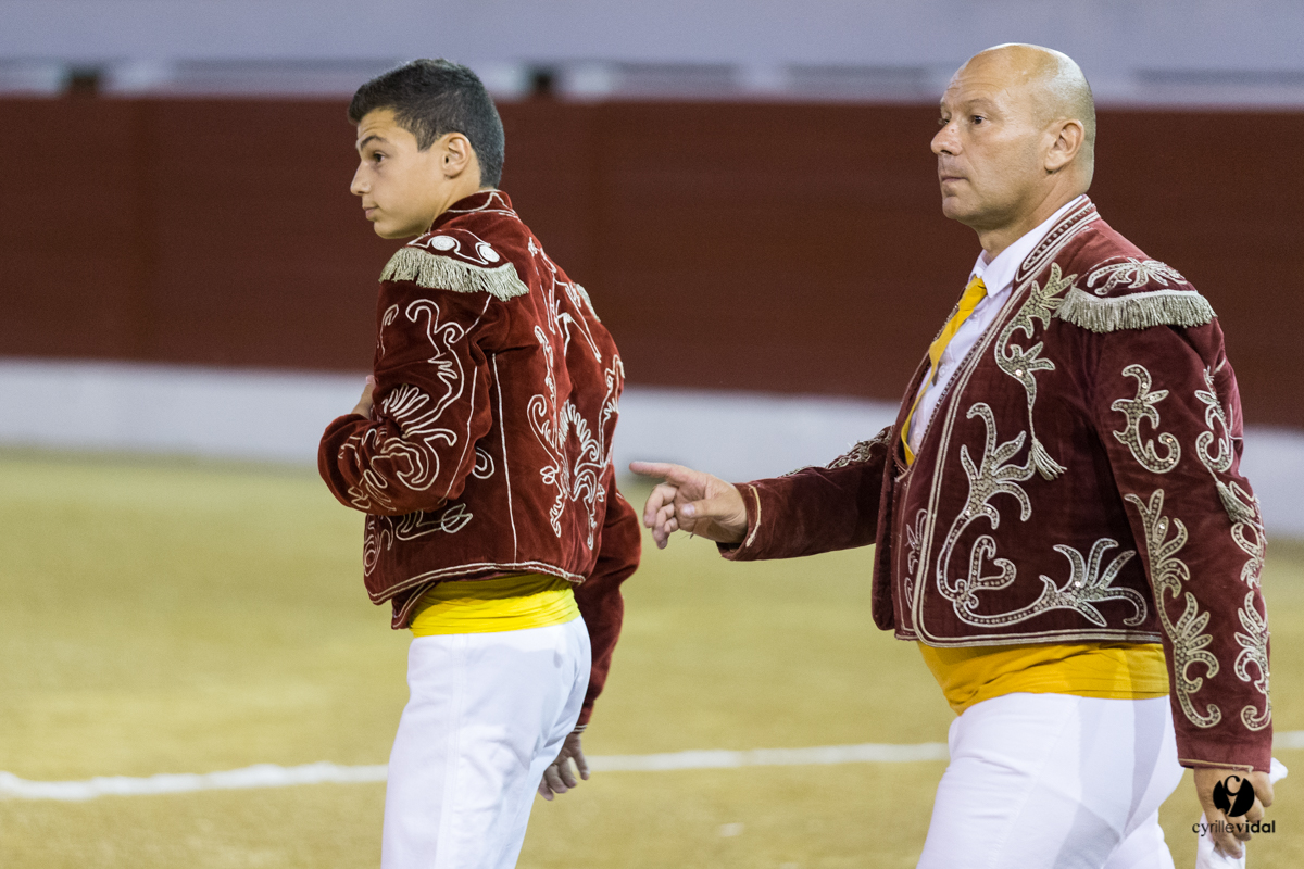 Aire sur l'Adour course landaise génération Aturine