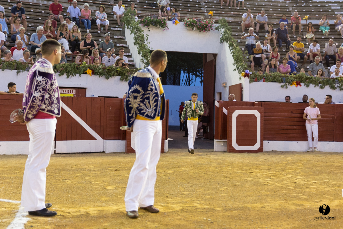 Aire sur l'Adour course landaise génération Aturine