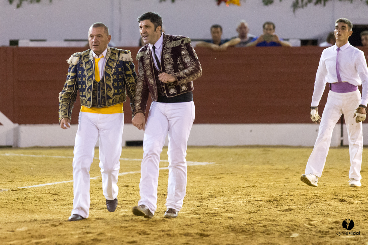 Aire sur l'Adour course landaise génération Aturine